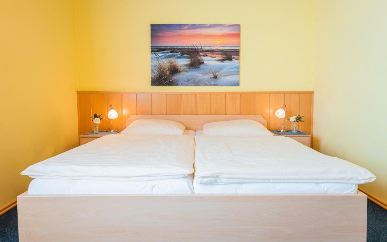 Hotel Garni Steinfeld Vídeňské Nové Město Exteriér fotografie
